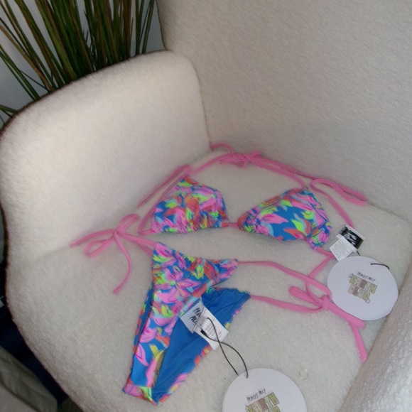 NEW NEVER WORN PRINCESS POLLY BIKINI SET - BLUE/PINK Bottoms: US 2 Top: US 6 - Picture 3 of 5